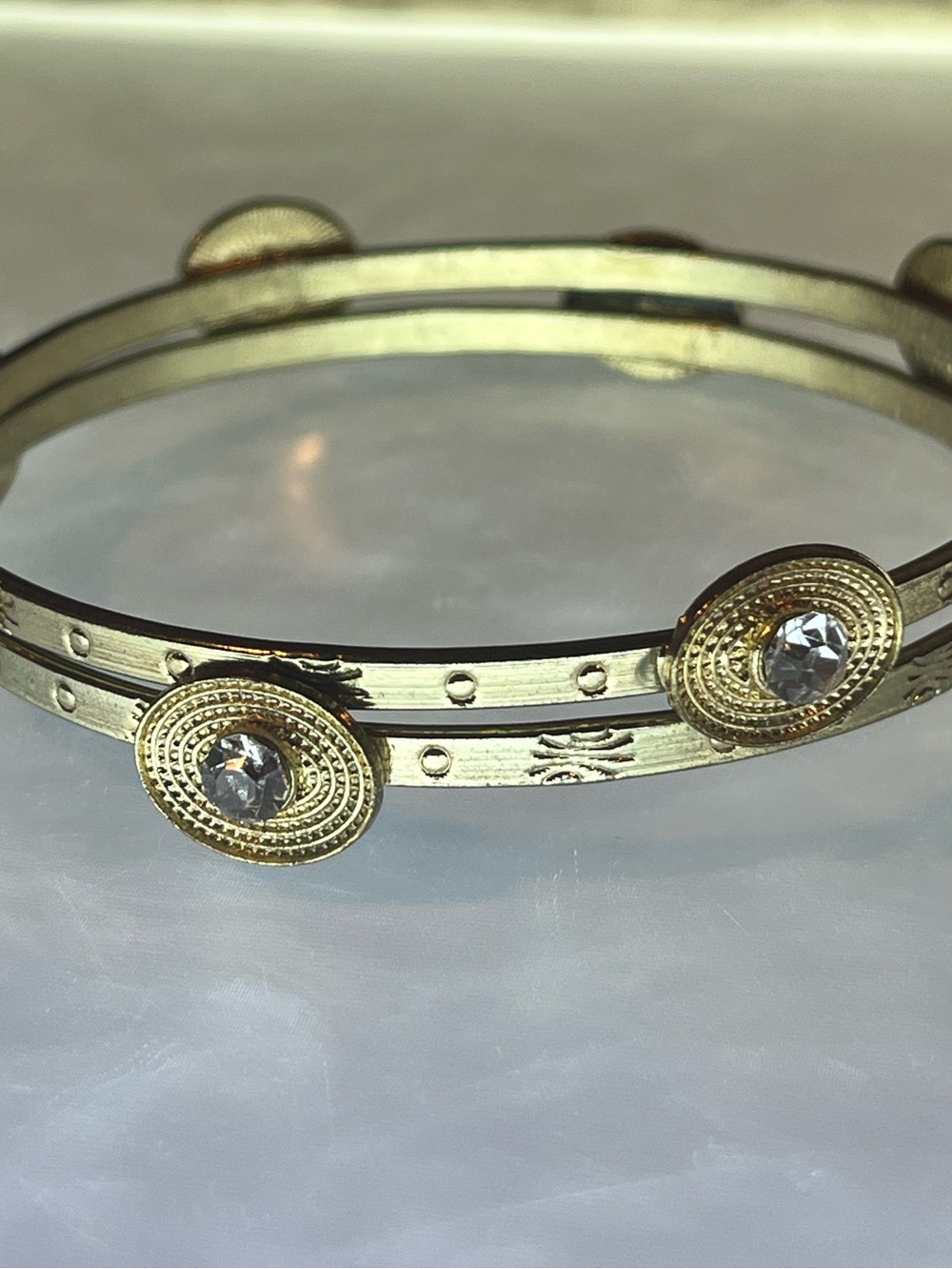 Vtg Gold Tone Clear Crystal Accent Bangle Bracelet - Brand